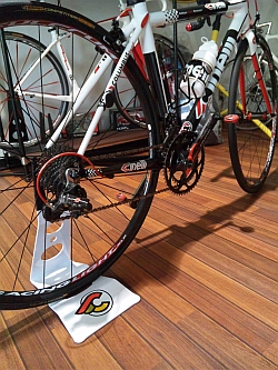 自転車 ディスプレイスタンド